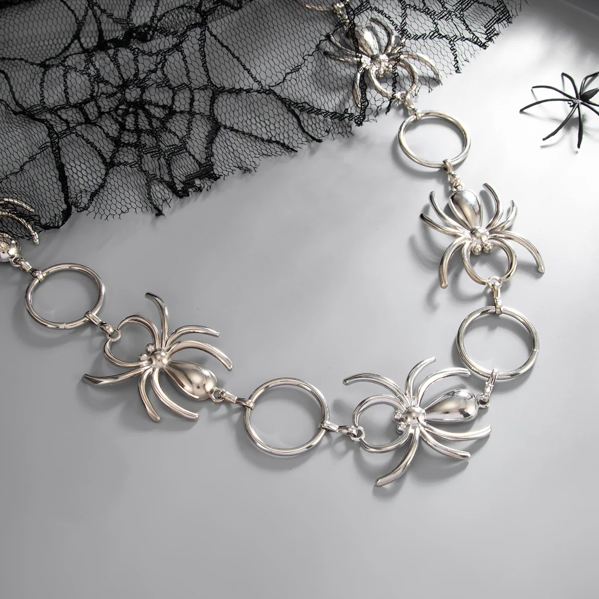 Fashion Silver Color Spider Shape Metal Chain Belt for Women Vintage Hollowed Sexy Adjustable Alloy Body Chain Jewelry Gift - view 5