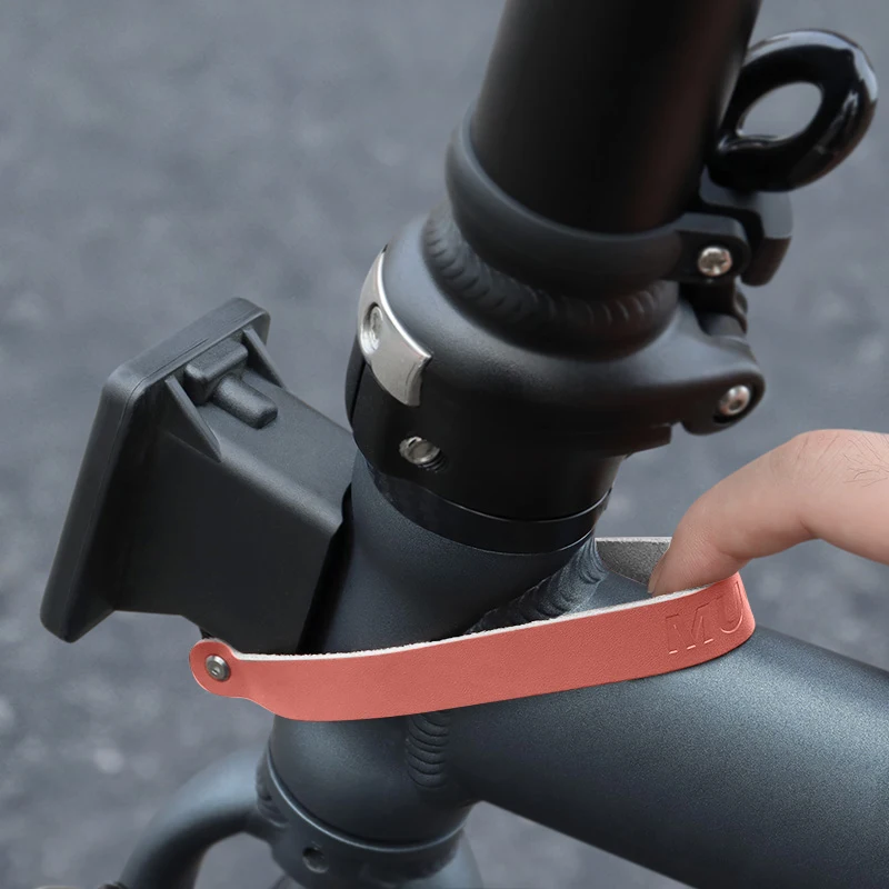 

Кожаный ремень с быстросъемной ручкой для переноски Brompton (розовый)