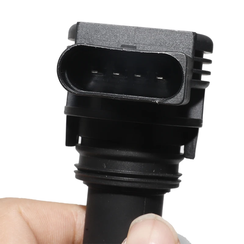 Ignition Coil For Audi Q5 R8 Q3 A4 B7 B8 A3 A5 A6 C6 C7 TT VW Passat CC B6 Tiguan Golf Skoda Superb 06H905115B 06F905115A UF623