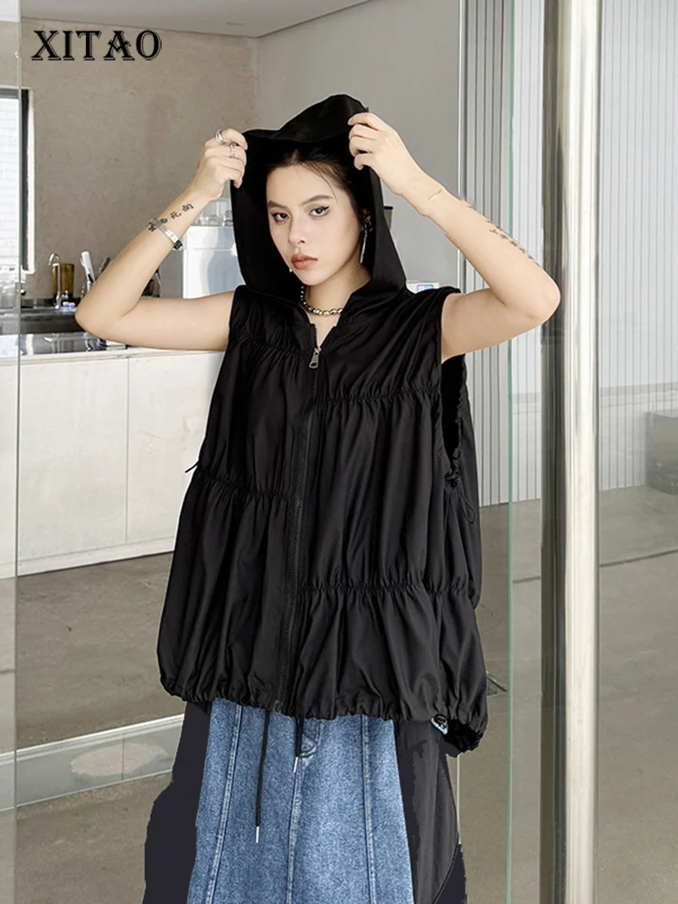 

XITAO Irregular Folds Hooded Vests Solid Color Casual Fashion Loose Sleeveless Top 2024 Summer New Simplicity Women Vests ZY8870