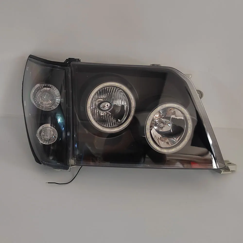 ペア車のヘッドライトトヨタランドクルーザープラド LC90 FJ90 RZJ90