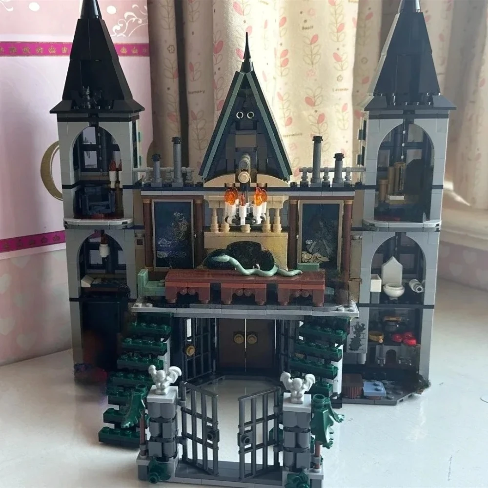 2025 NEW MOC Manor Modular Building Blocks Sets Compatible With Legoed Particles Suitable For Christmas Gifts 76453