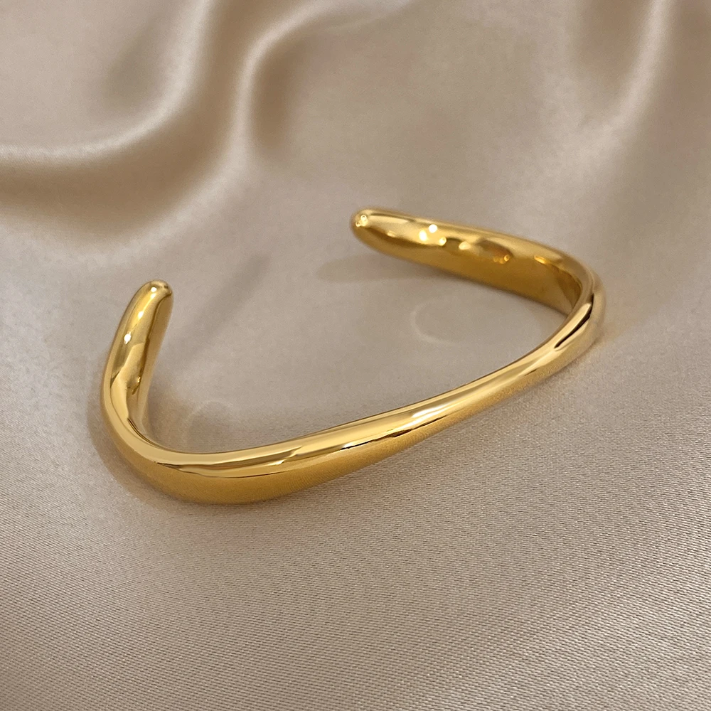 غير النظامية هندسية السلس الكفة الإسورة أساور للنساء موضة الذهب مطلي الفولاذ المقاوم للصدأ سوار المعصم مجوهرات مقاومة للماء