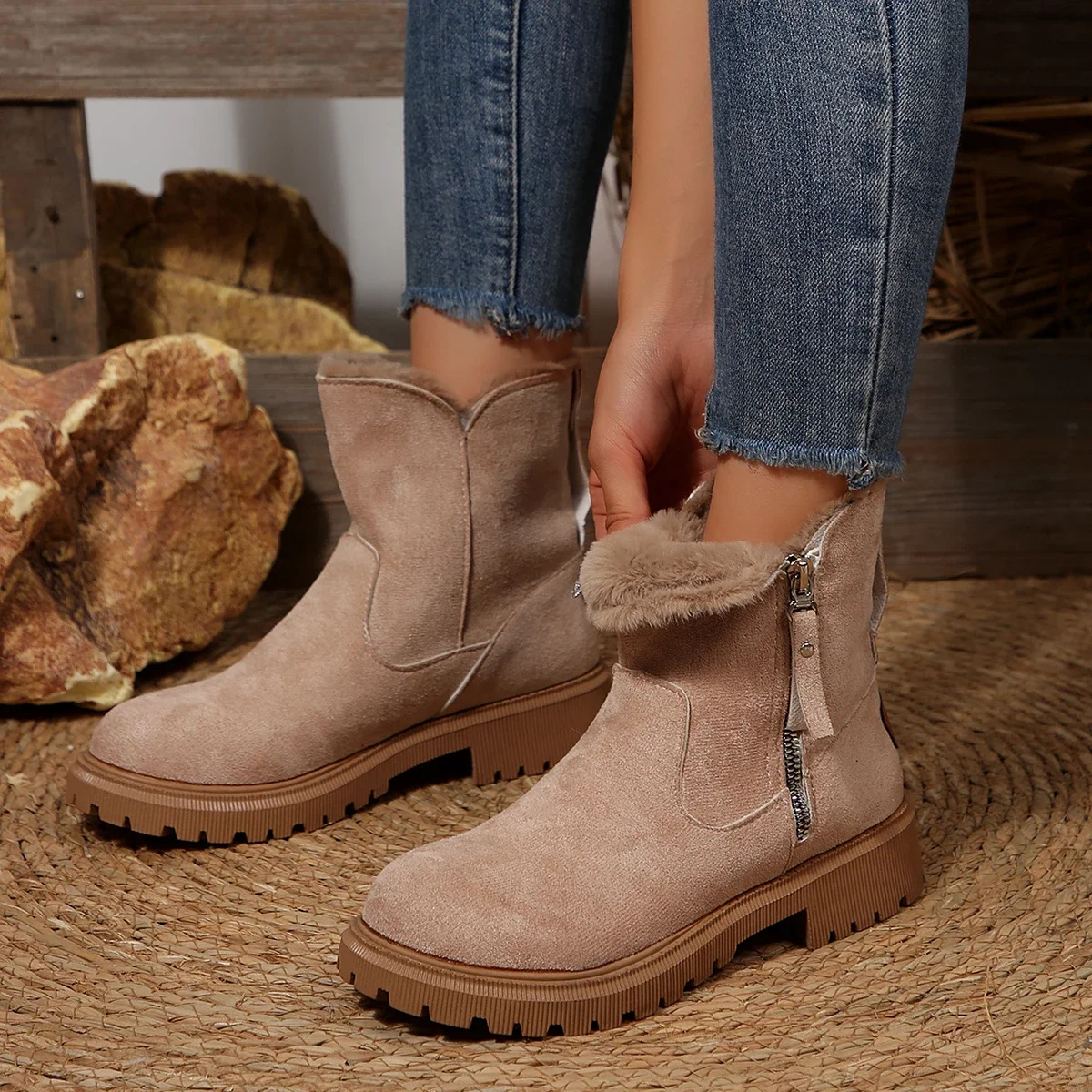 أحذية الثلوج النسائية الجديدة لعام 2025 أحذية مسطحة قصيرة غير قابلة للانزلاق أحذية نسائية شتوية دافئة مصممة على الموضة أحذية Zapatos De Mujer #2