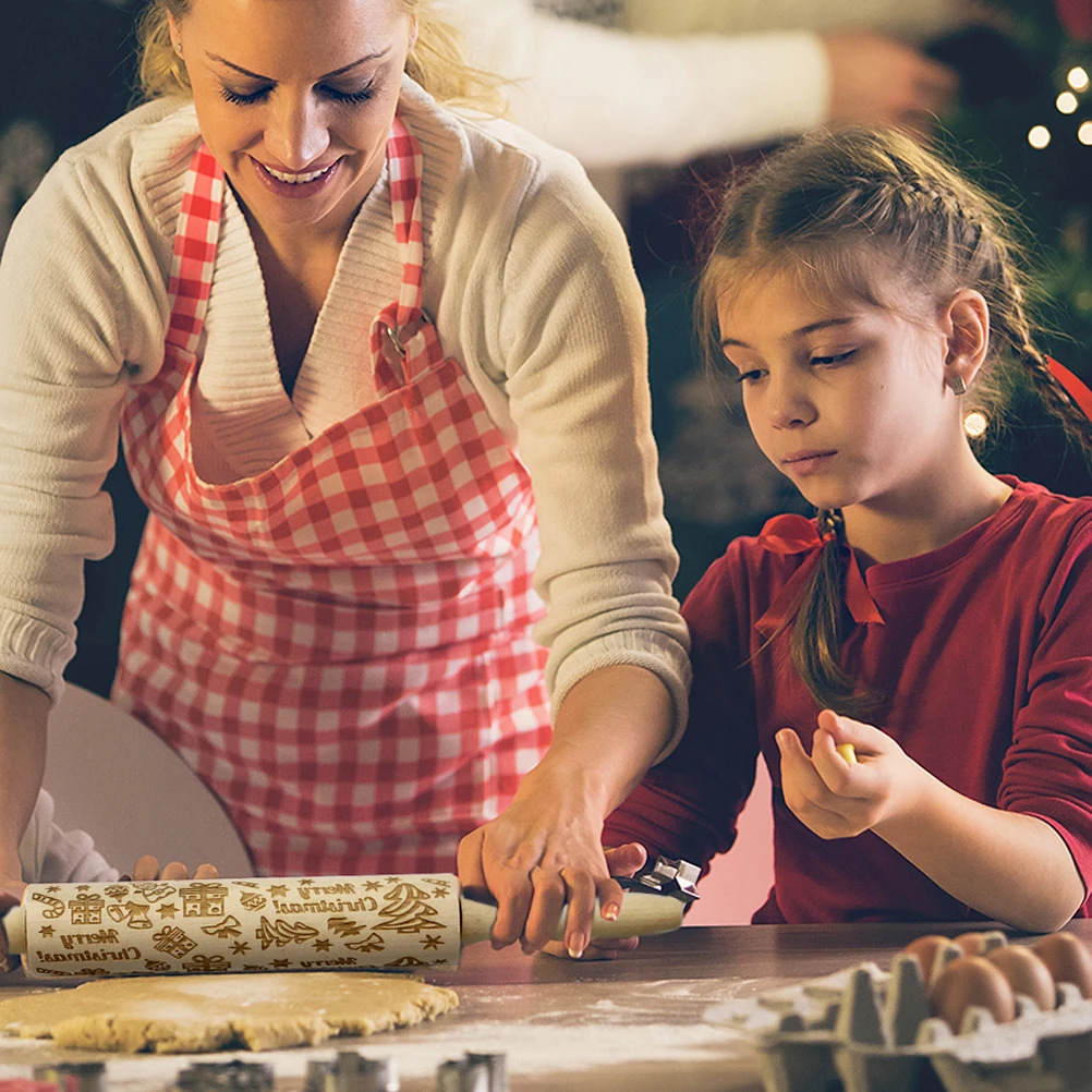 

Christmas Tree Gift Wood Rolling Pin Natural Solid Wood Dough Roller Baking Embossed Patterns Smooth Surface Home