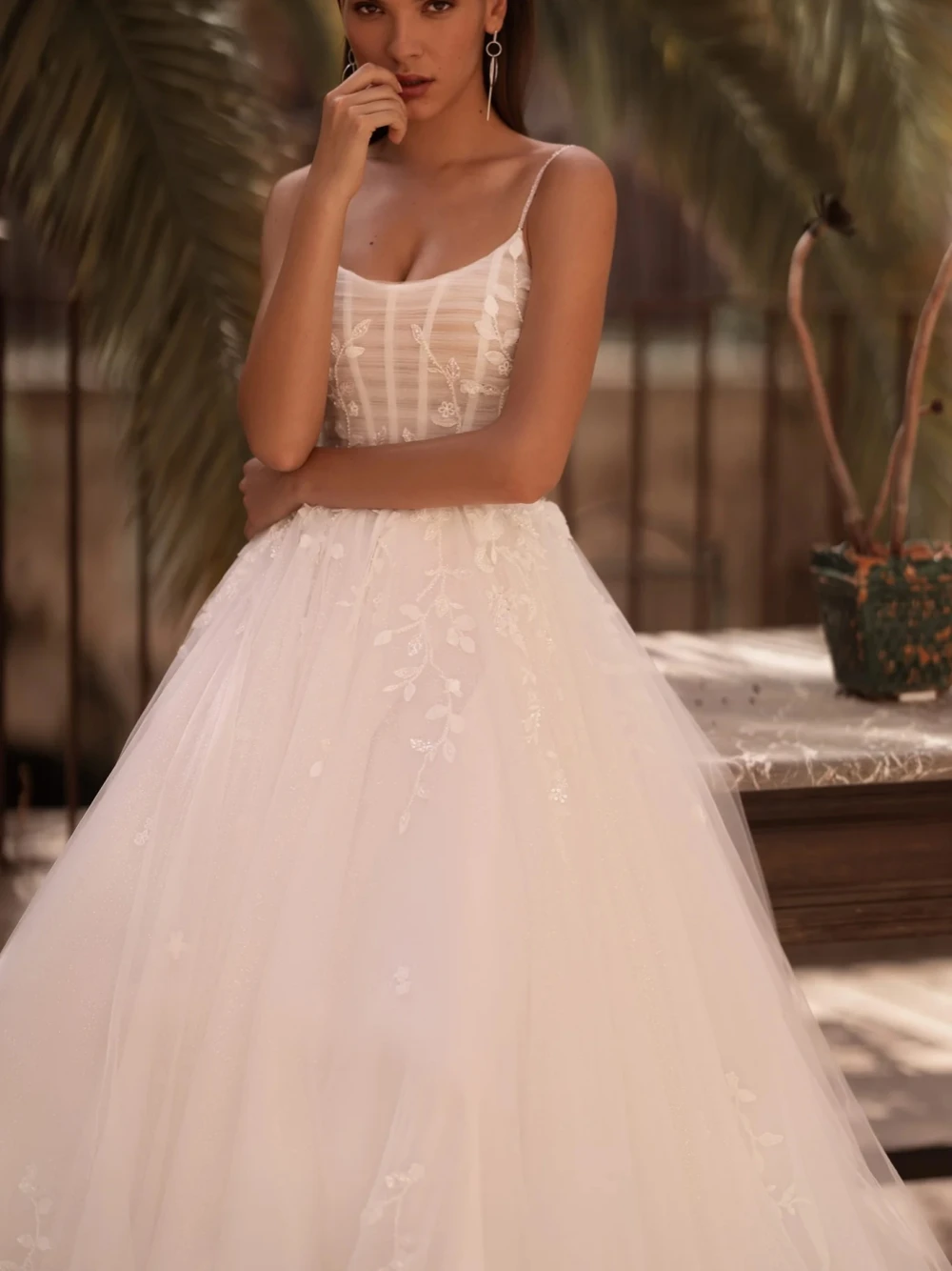 Vestido De novia De corte en A, prenda sencilla con apliques De playa, clásico, con tirantes finos, largo hasta el suelo, hecho a medida