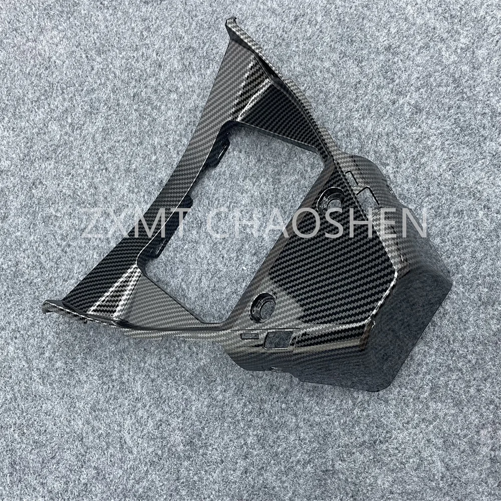Applicable to R1 R1M 2015 2016 2017 2018 2019 15 16 17 18 19 triangular belly fairing carbon fiber paint