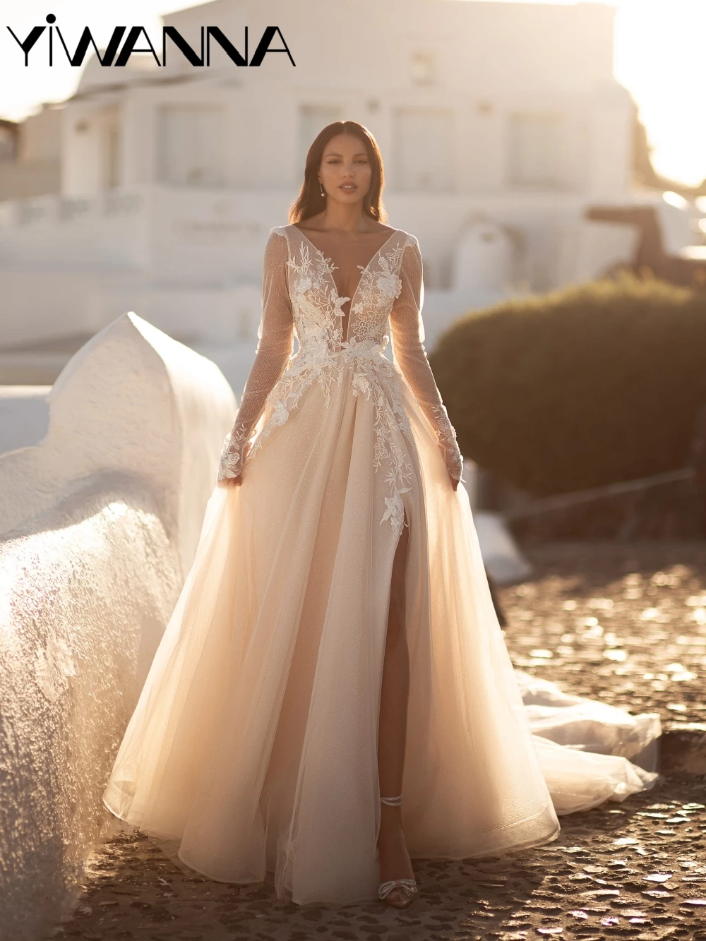 

Graceful Beaded Appliques Long Wedding Dress Sexy Deep V-neck Backless Bridal Gown Customized New A-line Tulle Dresses For Bride