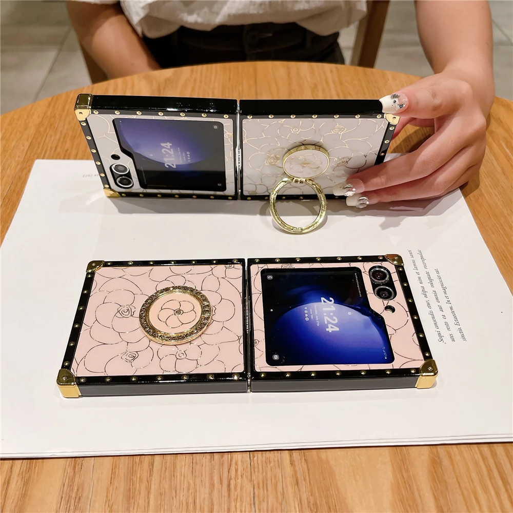Luxury Glitter Flower Case For Samsung Galaxy Z Flip 5 Flip 4 Woman Leopard butterfly Lip Cover Case For Samsung Z Flip 6 Flip 3 image 2