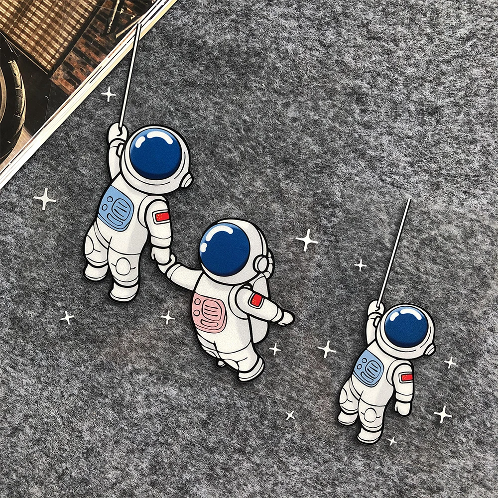 Car Styling Cartoon Space Astronaut Reflective Car Stickers Decor Motorcycle Locomotive Scooter Body Window Windshield Decals