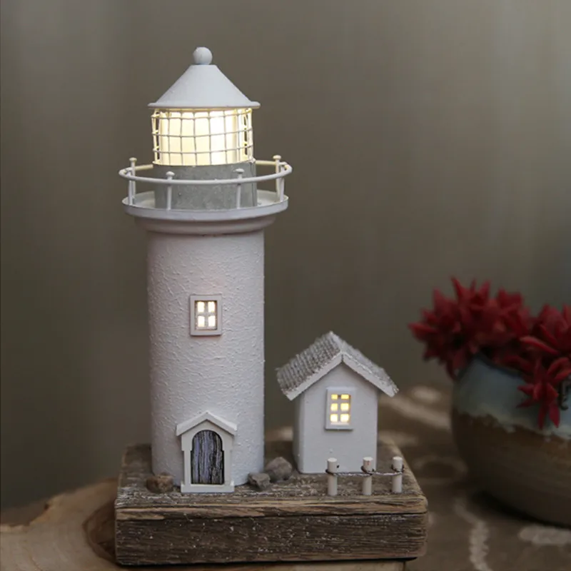 Imagem -02 - Nórdico Retro Farol com Luz Criativa Nostálgico Casa Decoração de Luxo Pvc Figurines Artesanato Artesanato Artesanal Oceano Temático