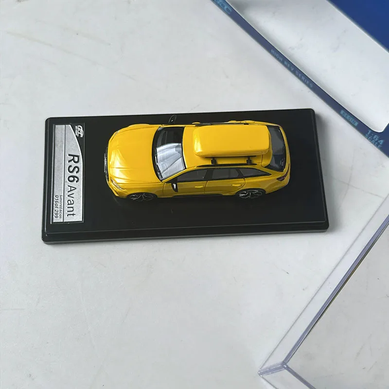 GCC MODEL 1:64 Scale RS6 Avant C8 2020 Resin Car Model Static Collection Decorated Holiday Gifts Toys