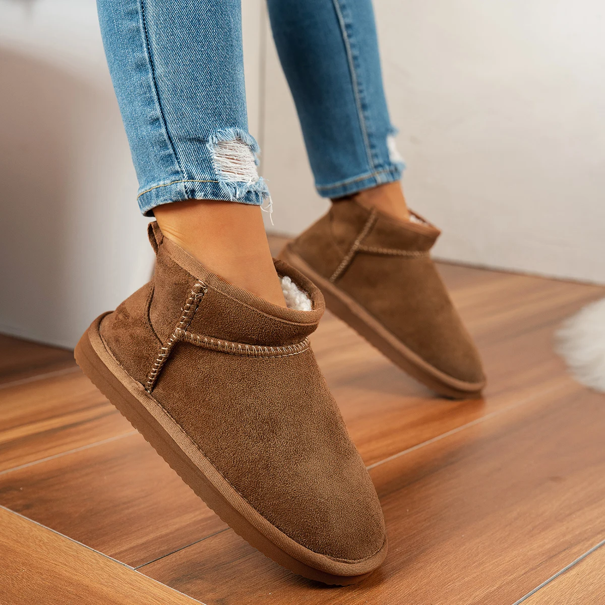 Women Winter Casual Solid Color Slip-On Plush Short Boots Windproof Warm Snow Boots EVA Outsole Comfortable Casual Booties