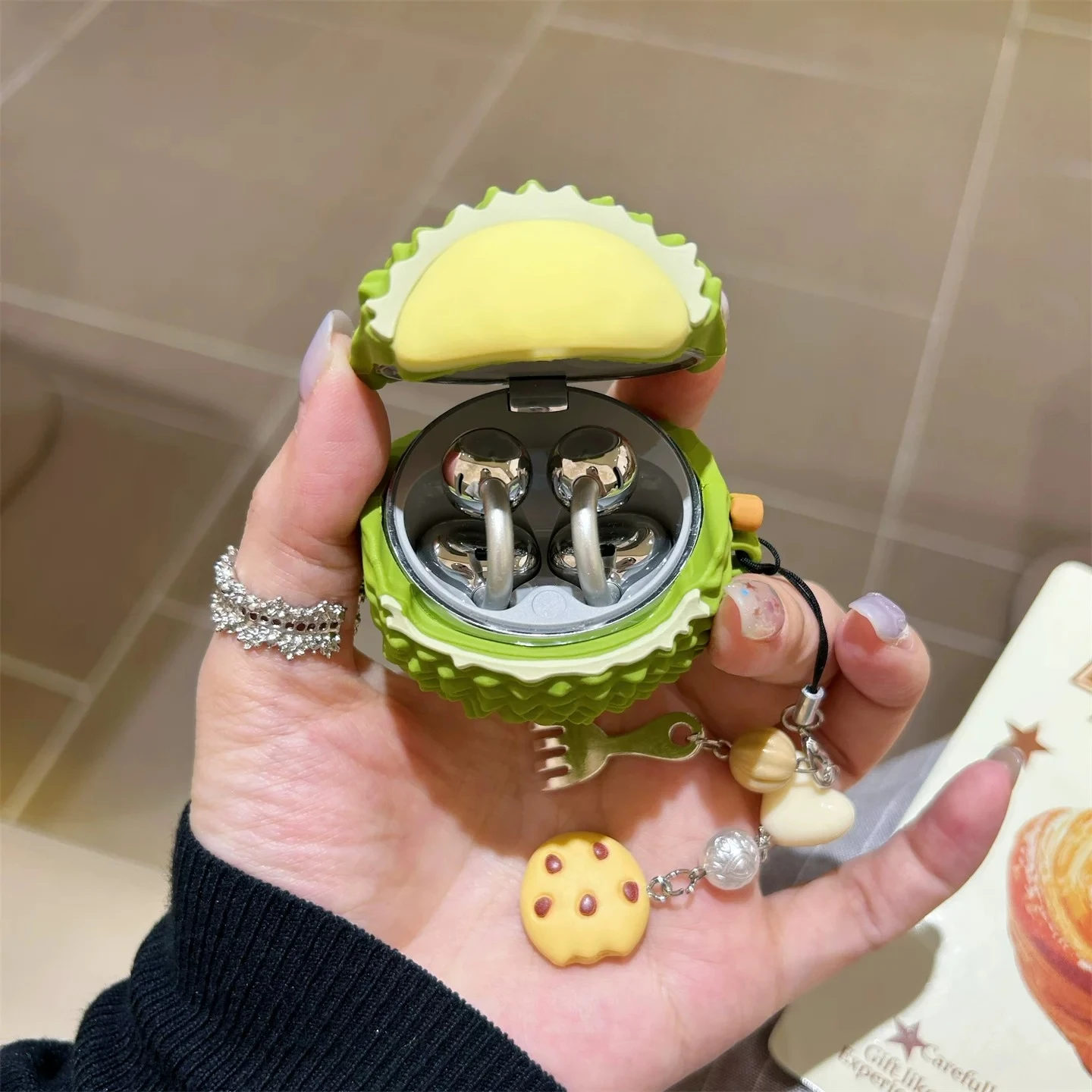 Silicone Case For Huawei FreeClip 2S, Cartoon Durian Cheese Star Full Protective Anti-drop Soft Cover With Hook, Earbuds Shell