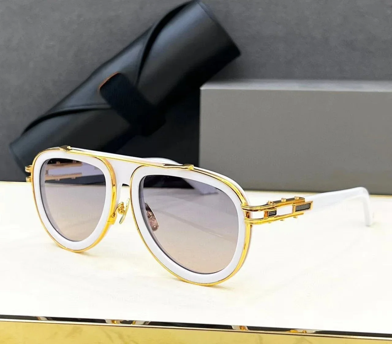 

Origina Fashion Metal Round Frame Sunglasses UV Protection Heavy Industry Versatilel Designer DTS403B Quality Sunglasses