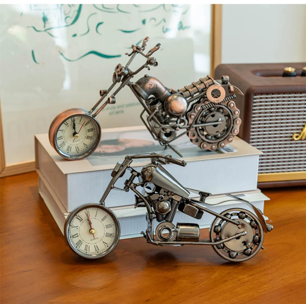 Motorfietsmodel Retro Motor Figuur Metaal Decoratie Handgemaakt IJzer Motorfiets Attribuut Vintage Huisdecoratie Kinderspeelgoed Kamerdecoratie