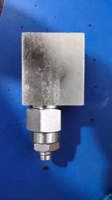 XDYF20-00 Pilot operated one-way overflow valve, domestic excavator crushing hammer accessory