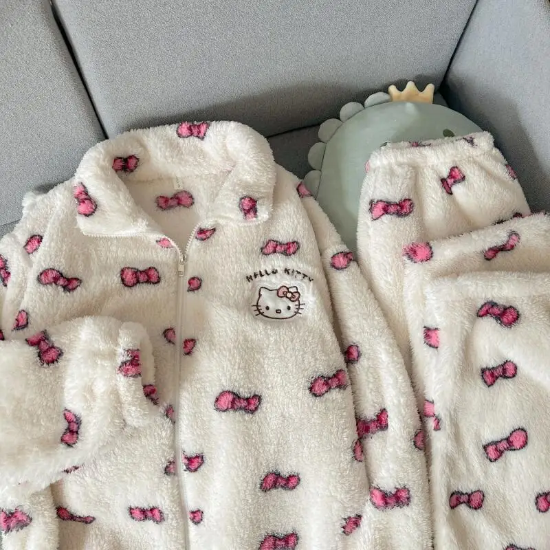 Hello Kitty New Pajamas for Women Coral Velvet Winter Warm Zipper Flannel Thickened Velvet Suit Cute Home Clothes Cartoon Ins