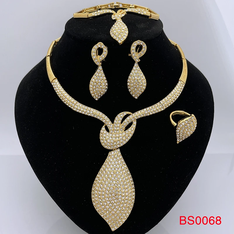 Vintage Dubai 18k Gold Plated Jewelry Set Women Elegant Rose Waterdrop Pendant Necklace Earrings Ring Bracelet 4Pcs Jewelry Set