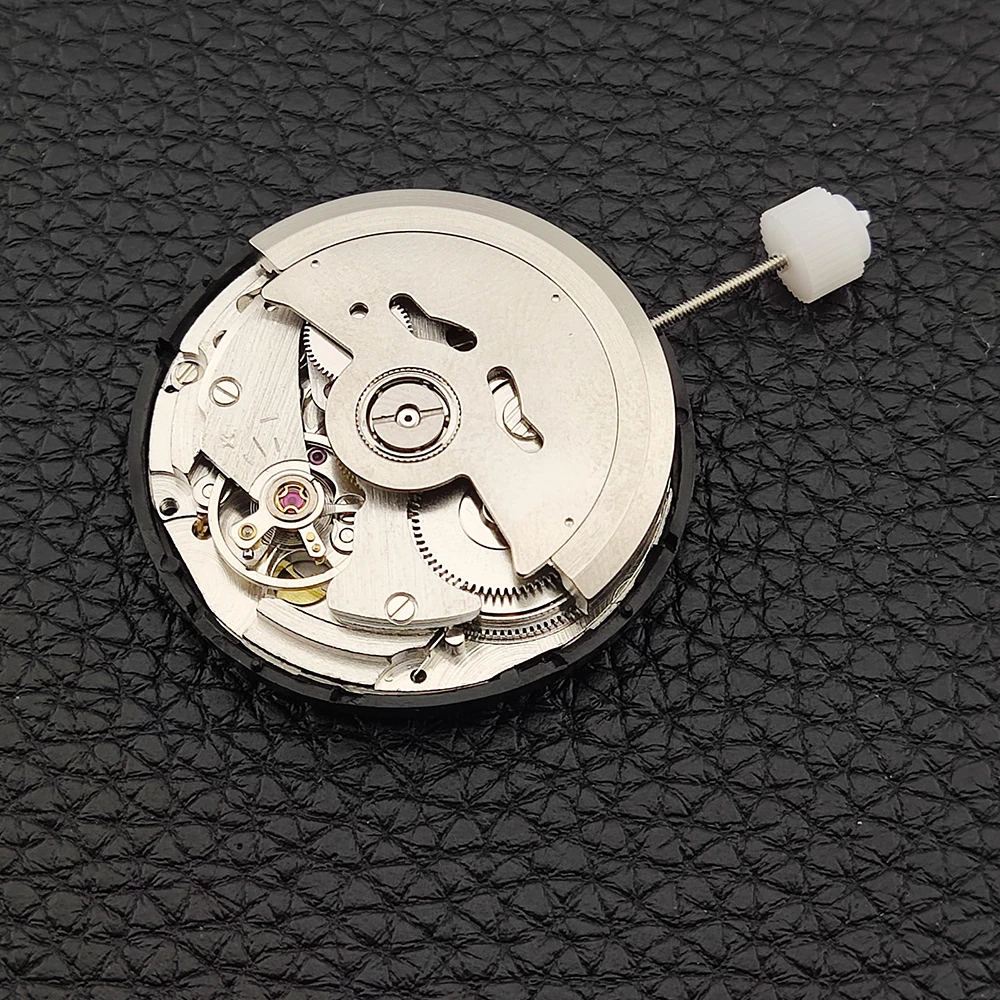 NH35 Uhrwerk Schwarz/Weiß Datum 3-Uhr-Position Automatikwerk Hohe Genauigkeit 24 Steine Mod-Ersatz NH35 Uhrwerk – Detail 4