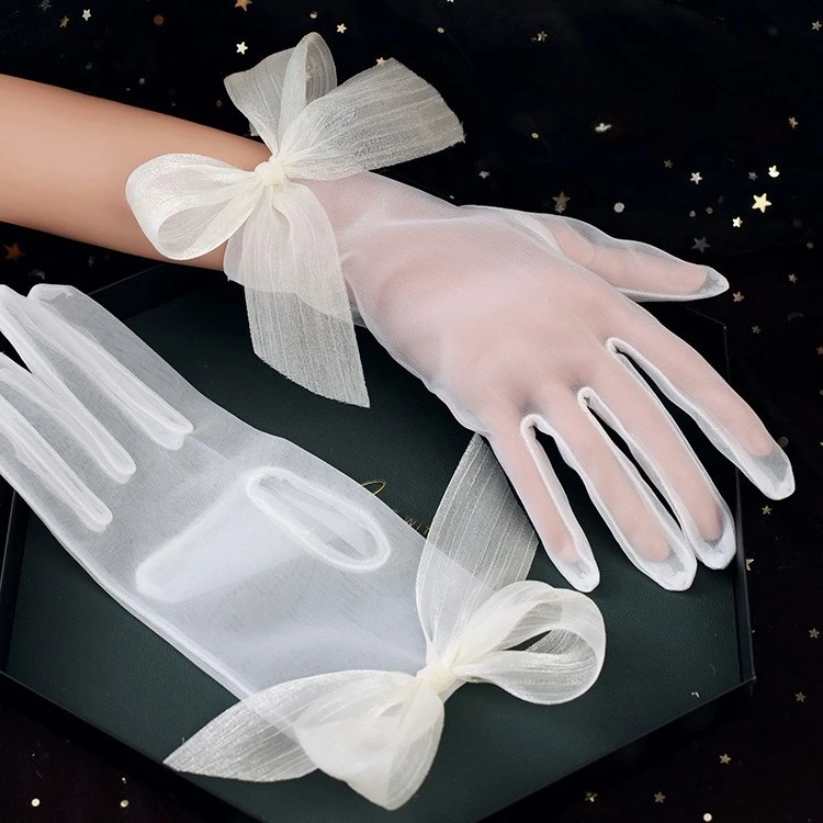 قفازات زفاف العروس للنساء حقيبة قصيرة للاستوديو للتصوير الفوتوغرافي بفيونكة شفافة مع لون أبيض حليبي بسيط #3