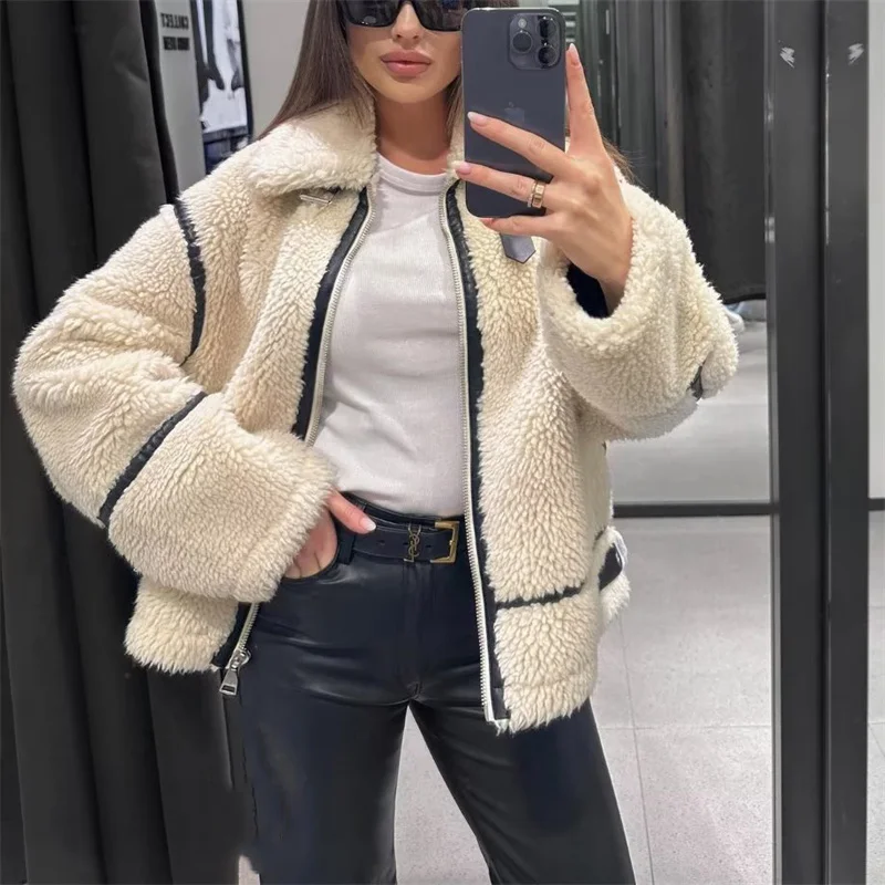 

2023 Autumn Winter Woman Beige Loose Lambs Wool Jackets Girls Fashion Oversized Stand Collar Jackets Female Casual Warm Outwear