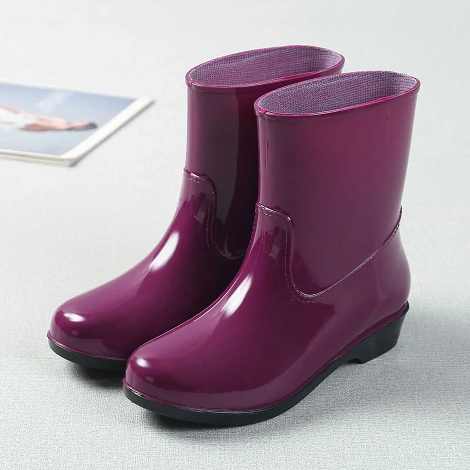 Four Seasons Warm Shoes Mid-tube Non-slip Rain Boots Ladies Rain Boots Waterproof Car Wash Shoes Fashion Non-slip Work Shoes