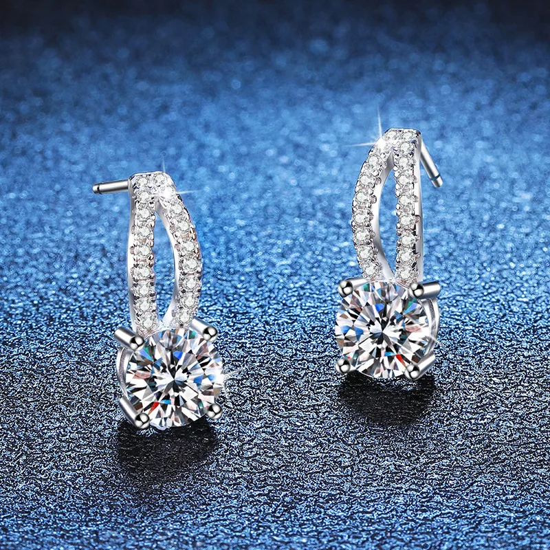 D Color Moissanite Earrings Threaded Earrings Light Luxury Tiger Claw Six Claw Earrings Moissanite Earrings Platinum PT950 Mark