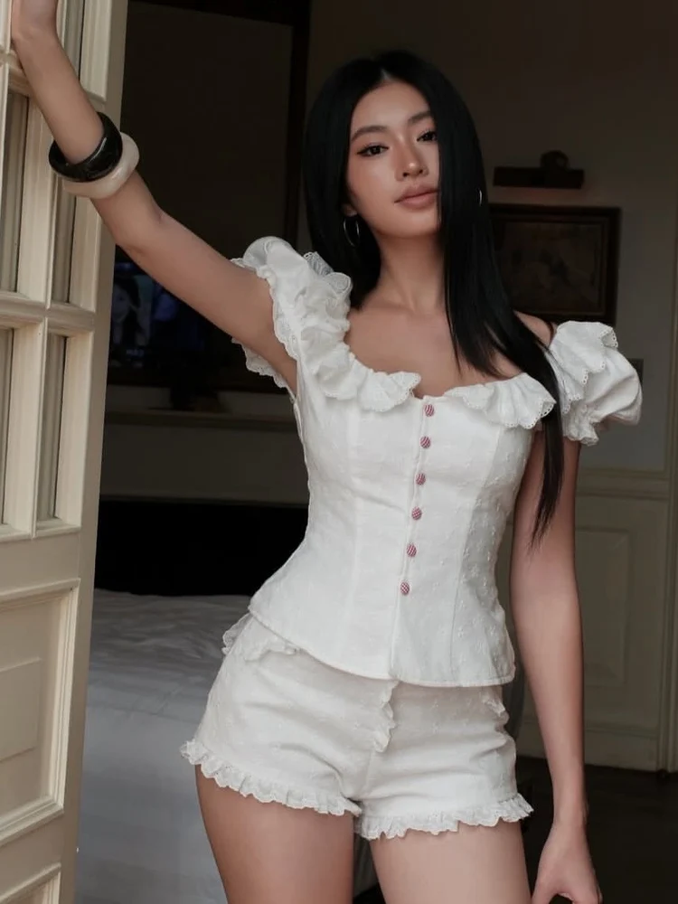 

Sweet Blouse with Ruffle Collar Single Button Bubble Sve Age Reduction Design Sensation for Young Women Spring Regular Thi...