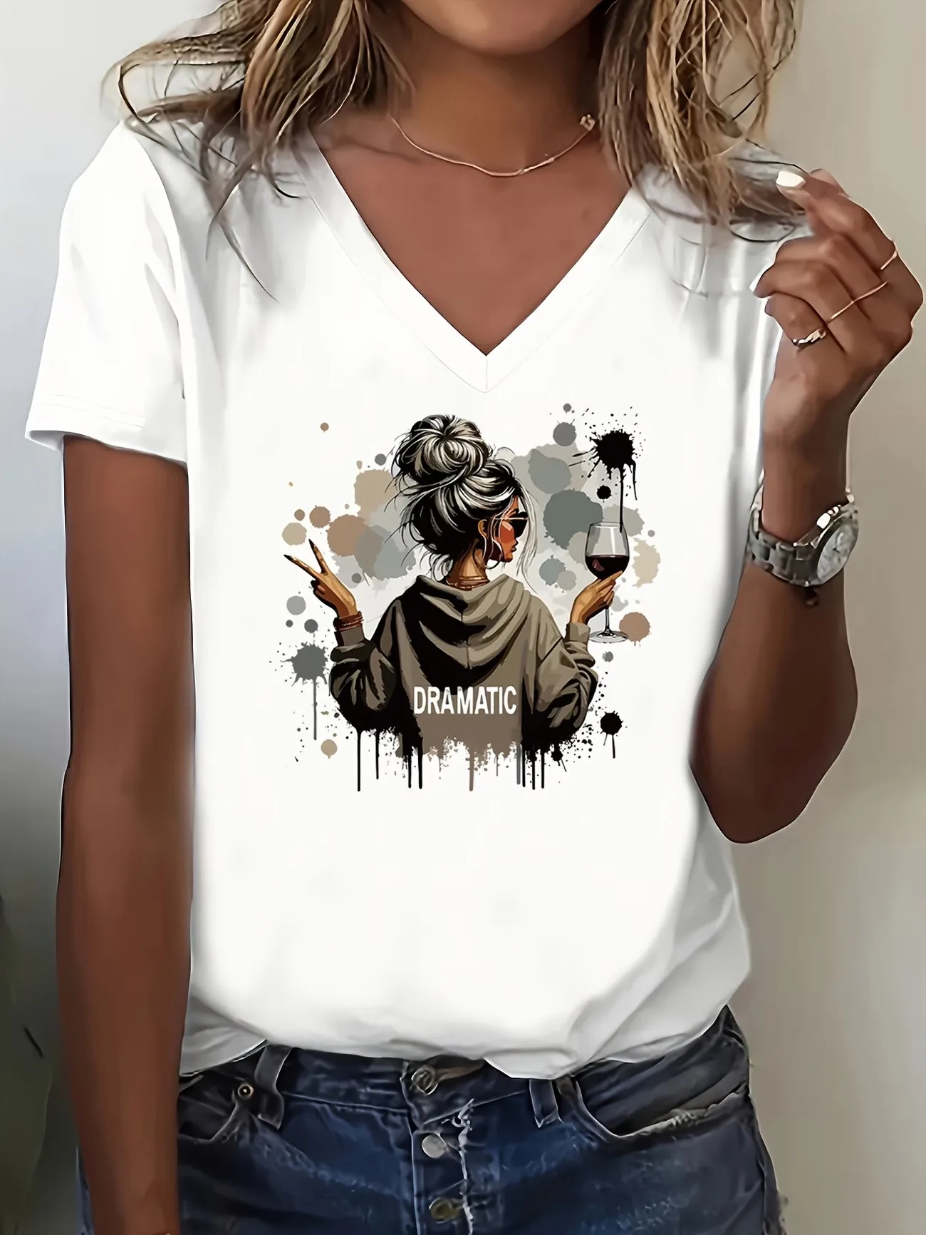 Vintage hip hop T-shirt V Neck Casual Fashion Y2k Printed T Shirts Women Short Sleeve Tee Shirt V-Neck Summer Spring
