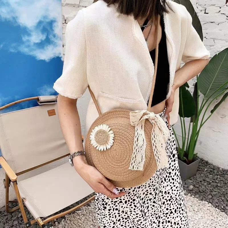 2023 Flower Graphic Circle Straw Bag, Vintage Shoulder Beach Bag, Women\'s Crossbody Purse Mini Floral Decor Straw Crossbody Bag