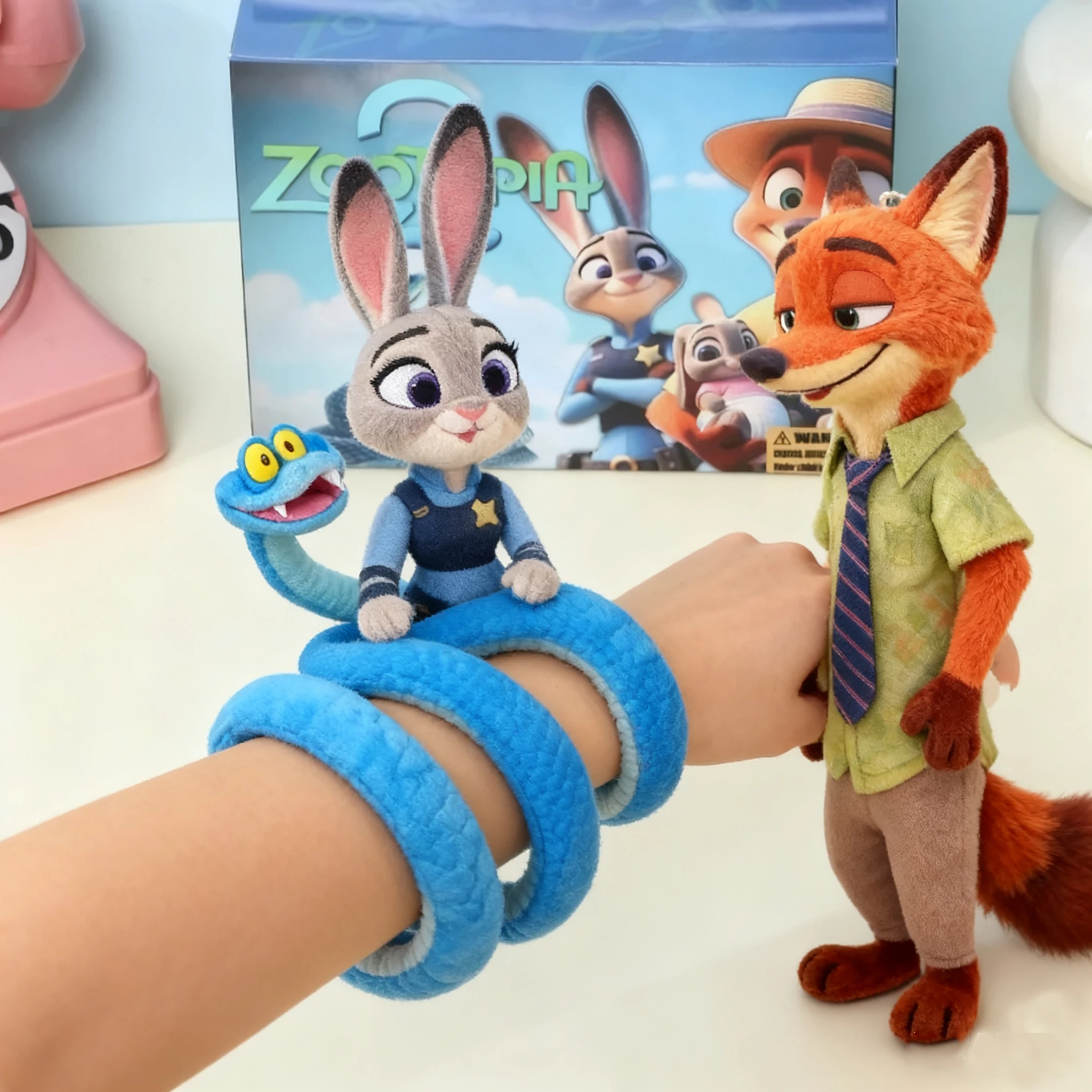 

Gary De'Snake from Zootopia 2: Adjustable Joint Action Doll, Cartoon Blue Snake Anime Doll, PVC Model, Fun Toy, Children's Gift