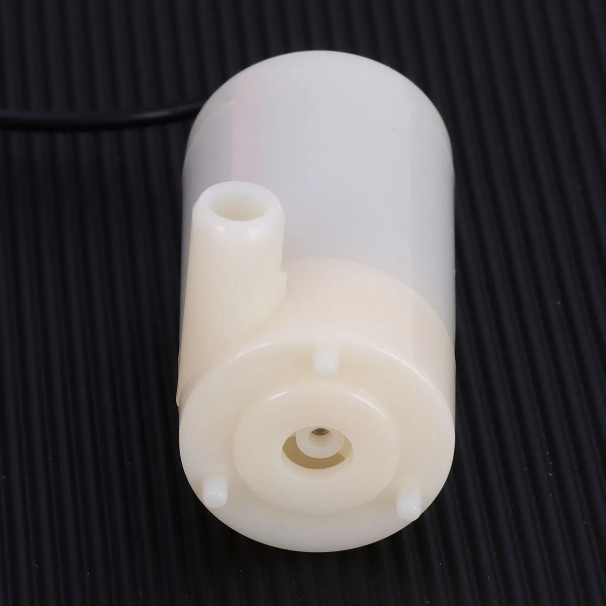 

Mini Submersible Pump 1 Meter Usb Cable White Horizontal Dc Motor For Aquarium Fountain Hydroponic System Water Circulation