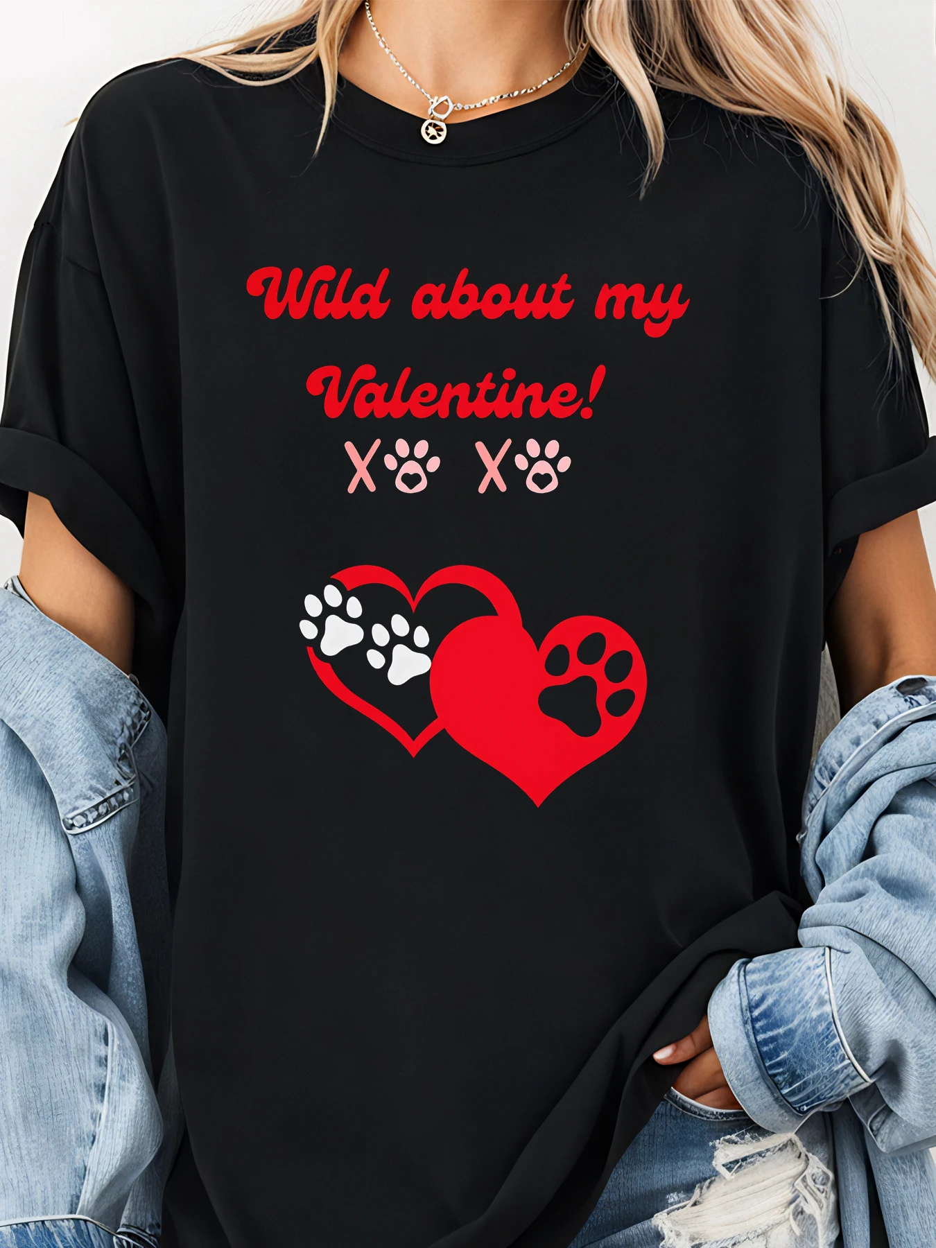 เสื้อยืดลายหัวใจลายอุ้งเท้าวาเลนไทน์สำหรับผู้หญิง เสื้อคอกลมลำลองลายคนรักสุนัขสำหรับชุดเดทสุดโรแมนติก