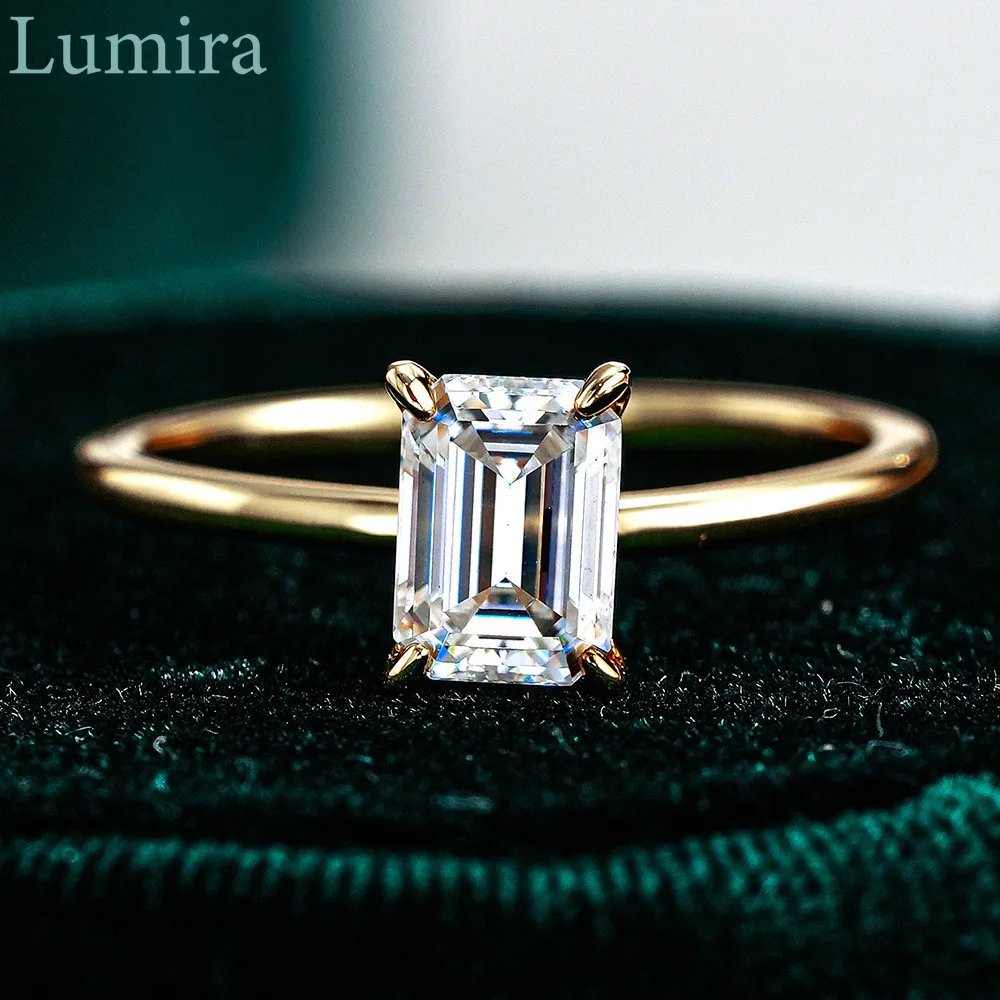 

Lumira Classic Four-Prong 18K Gold Ring with Emerald-Cut Rectangular Moissanite 1ct/2ct/3ct for Women Anniversary Gifts