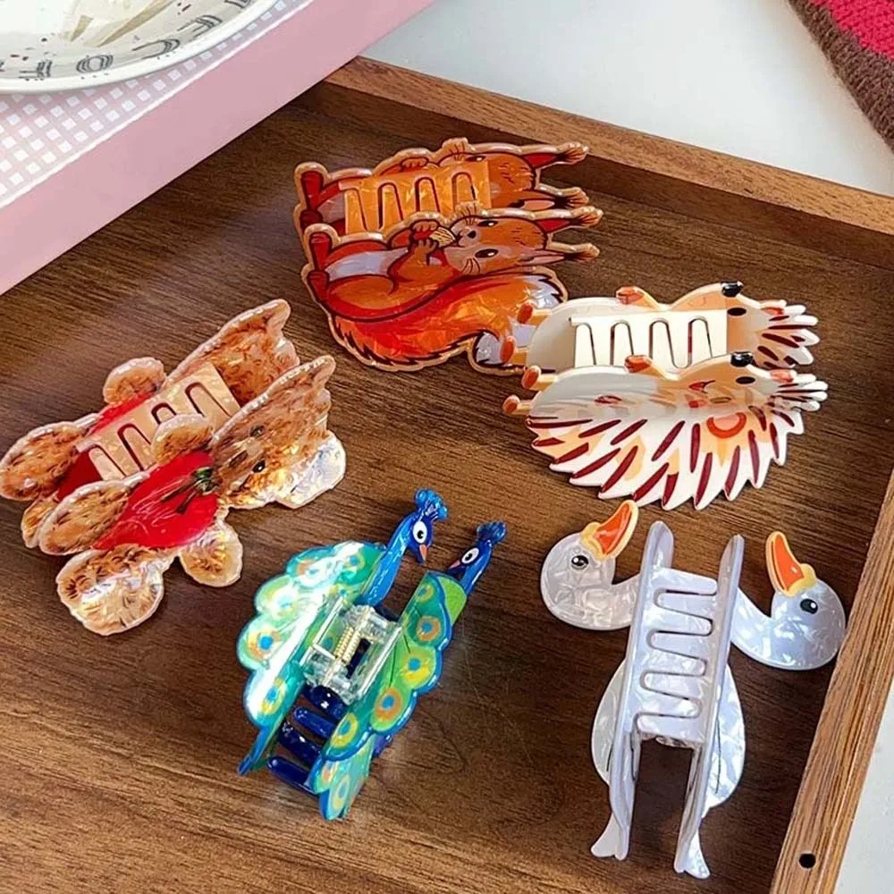 

Hair Accessories PVC Cute Bear Hair Claw Peacock Squirrel Cartoon Animal Shark Clip Swan Hedgehog Acrylic Hair Claw Daily