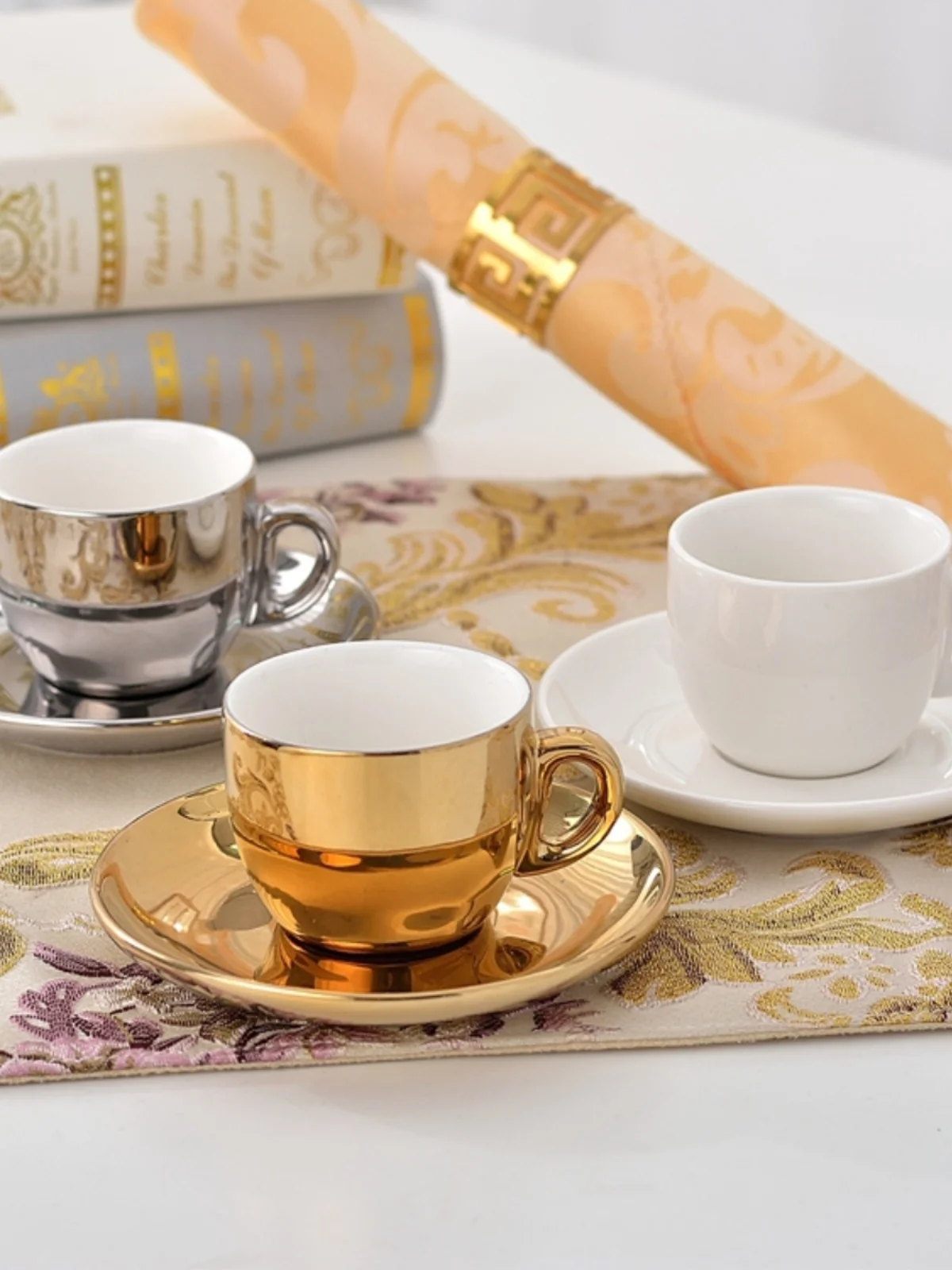 European Thick Coffee Cup And Plate Classic Coffee Cup Thickened Cup Dish Set Western European Gold Silver White Cup Sets