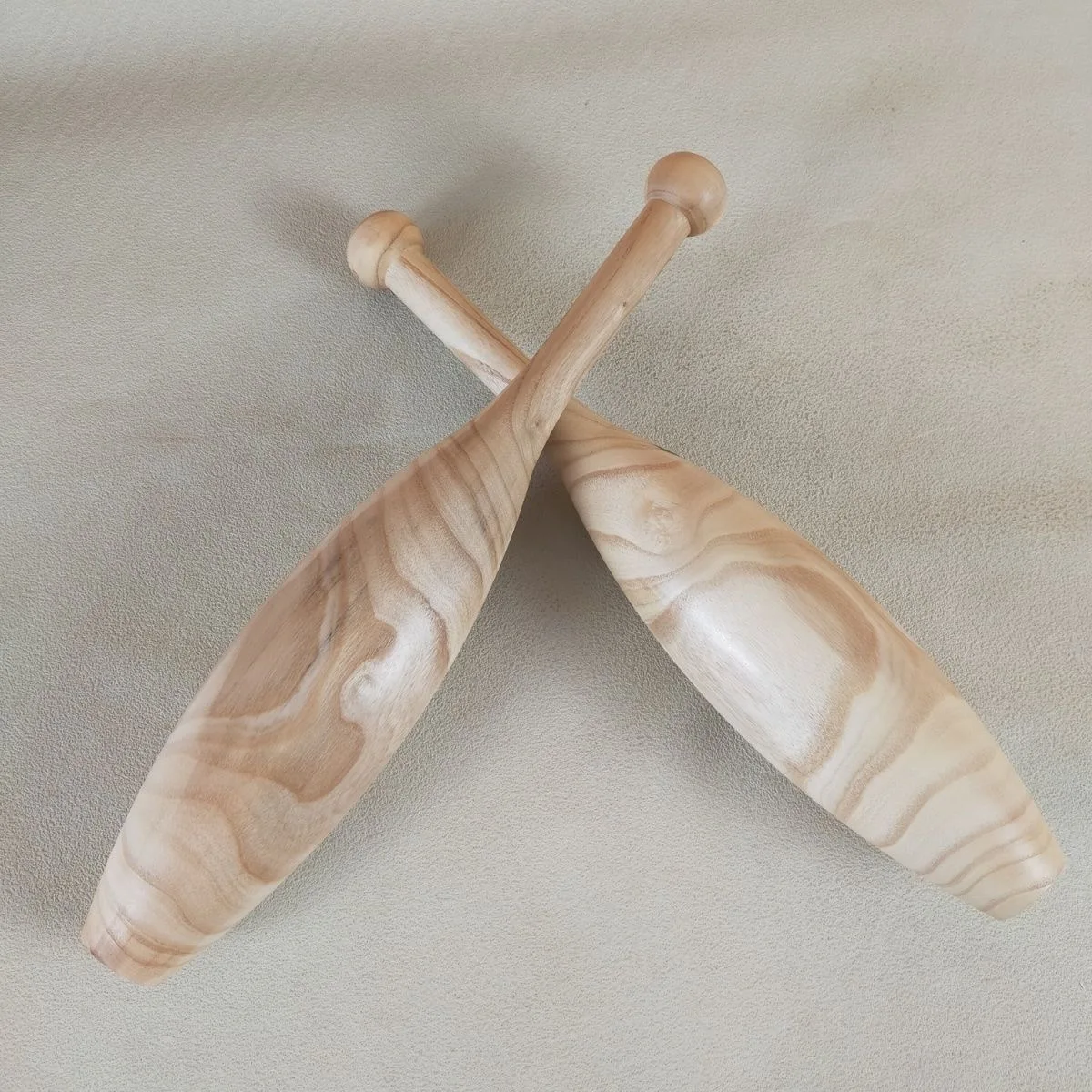860g/per Solid wood Fitness Clubbell Indian Clubs Strength train  Fitness hammer