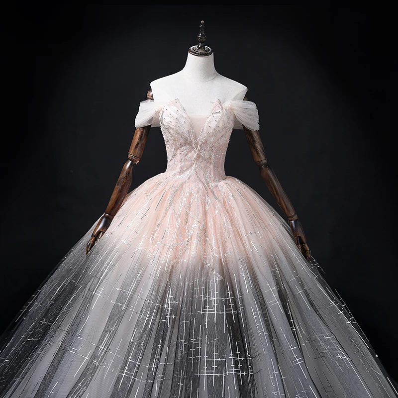 خلط من فساتين Quinceanera ذات الغبار البودري بدون أكتاف من الدانتيل على شكل زهرة وردية مطرزة بكتف واحد