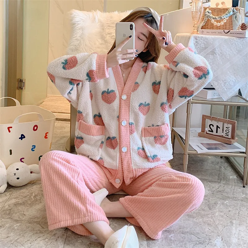 

Coral Fleece Pajamas for Women Autumn Winter Nightwear Sweet Cute Peach Warm Long Sleeved Cardigan Pants Two-Piece Sleepwear Set