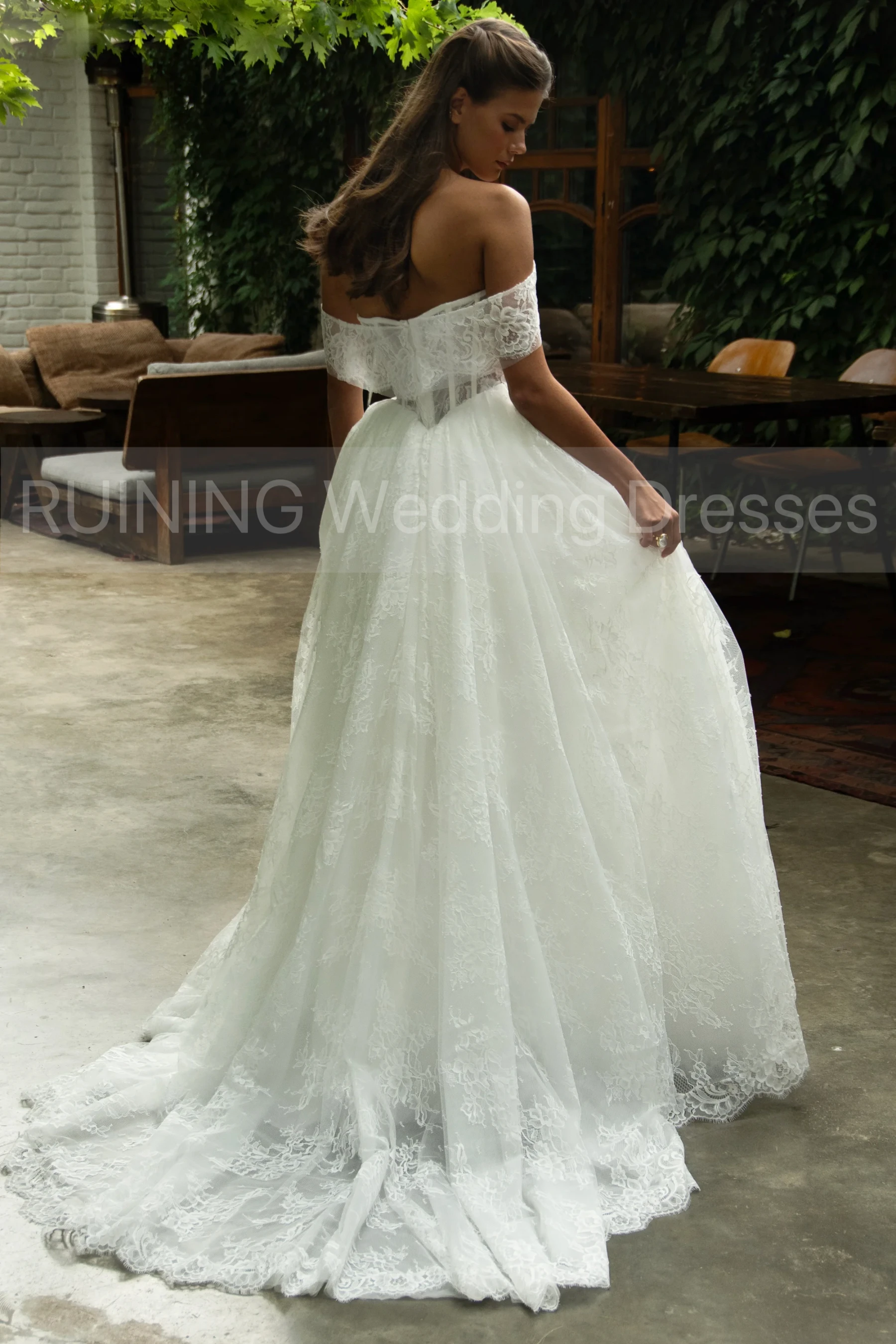 فساتين زفاف مخصصة مكشوفة الكتف لؤلؤ دانتيل 2025 فستان عروس نسائي فاخر على شكل حرف a الوهم رداء حفلات الزفاف #6