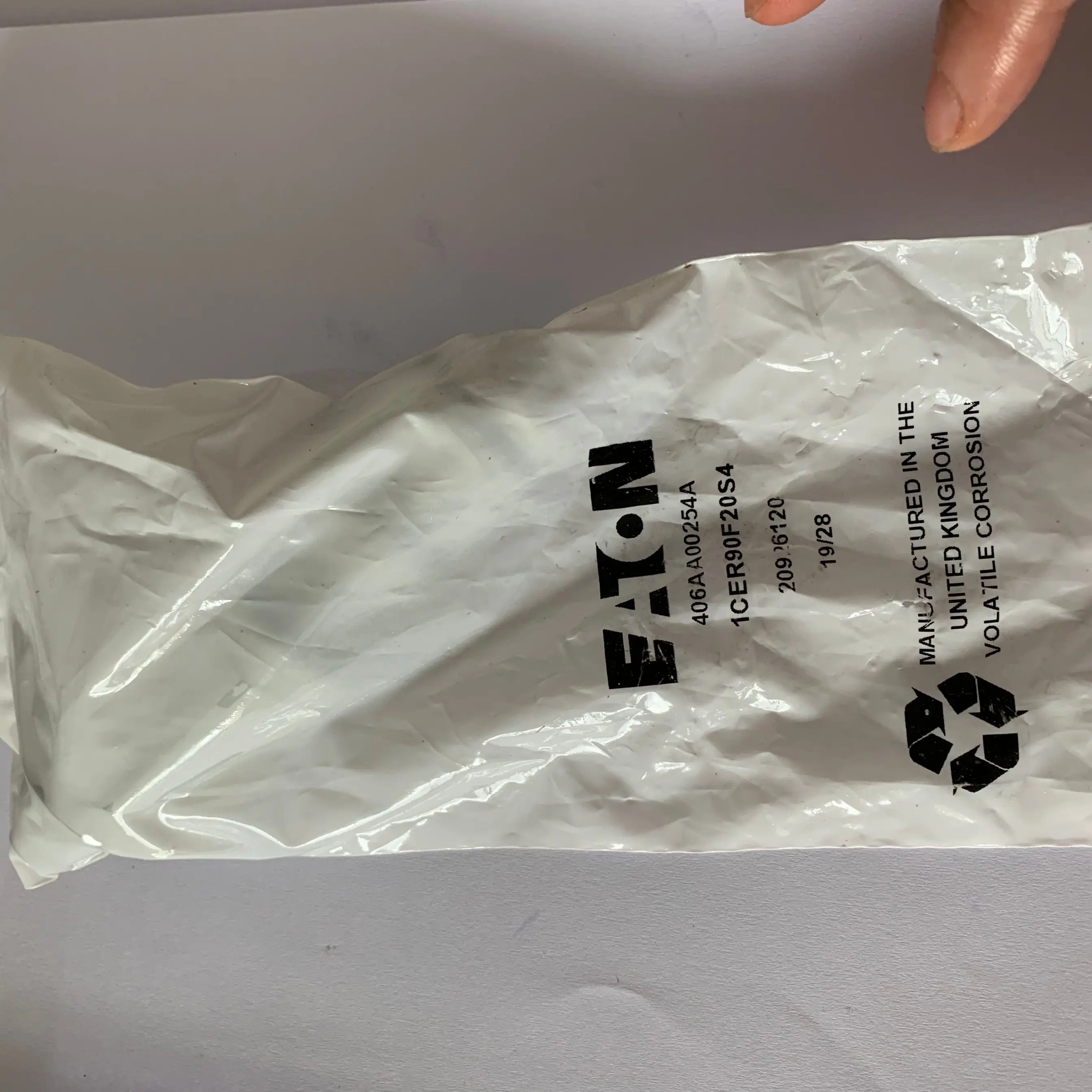 1CER90F20S4 406AA00254A eat on vick ersBalance Valve Original Genuine Product Cartridge Valve Large Stock High Quality