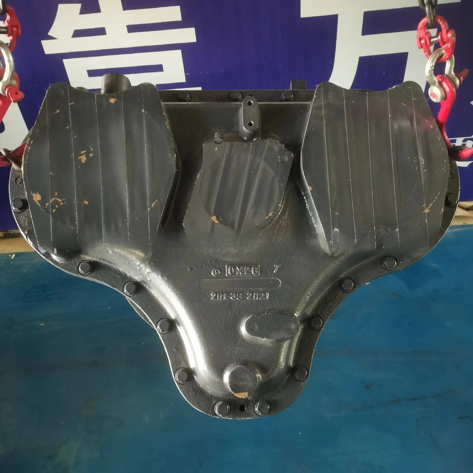 Applicable to:Pine excavator PC600-8 PC650-8 PC2000-8PTO assembly
