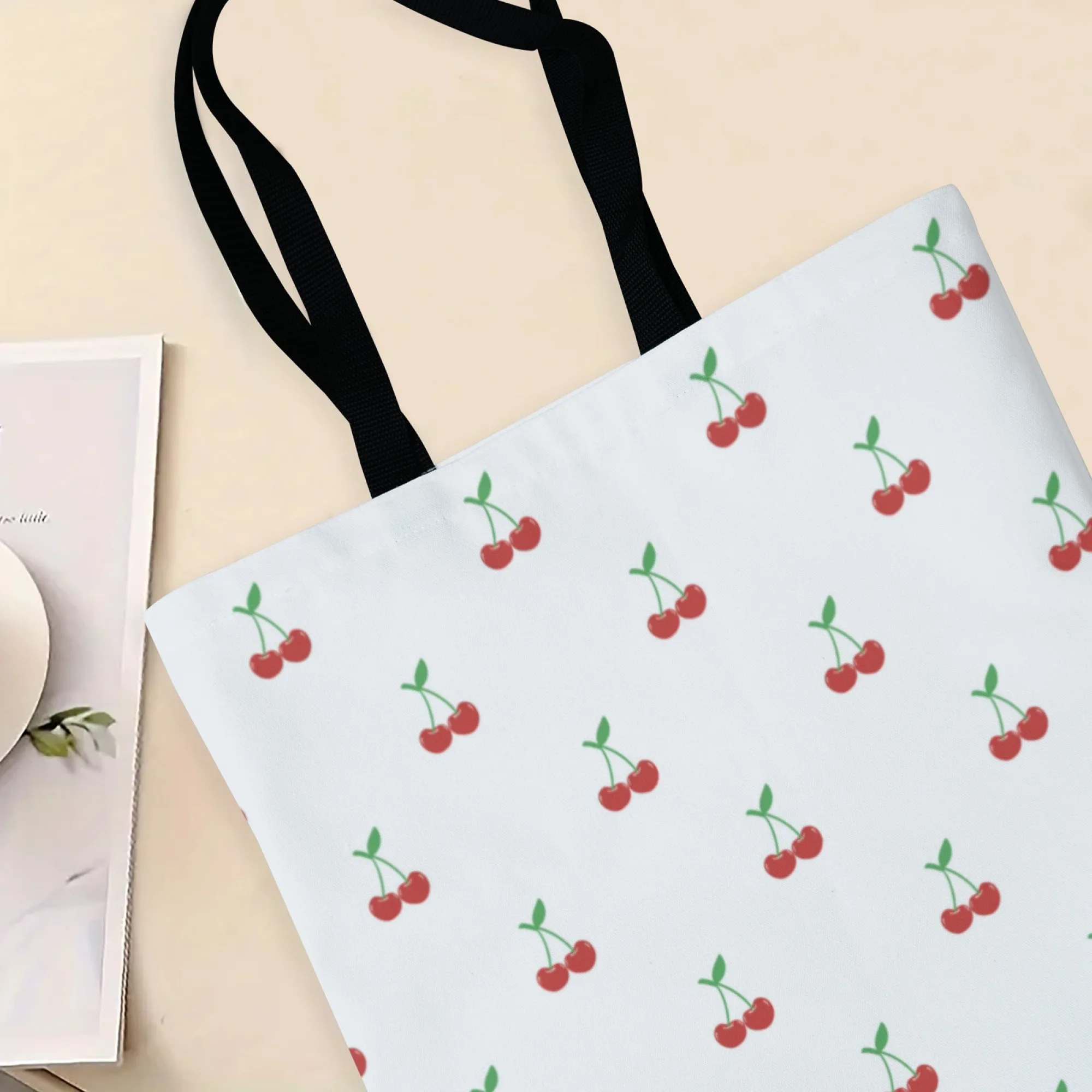 حقيبة يد قماشية كورية من Sweet Fruit Trend للنساء حقيبة يد عصرية قابلة لإعادة الاستخدام بطباعة الكرز الأبيض مثالية للتنقل اليومي كاواي #5