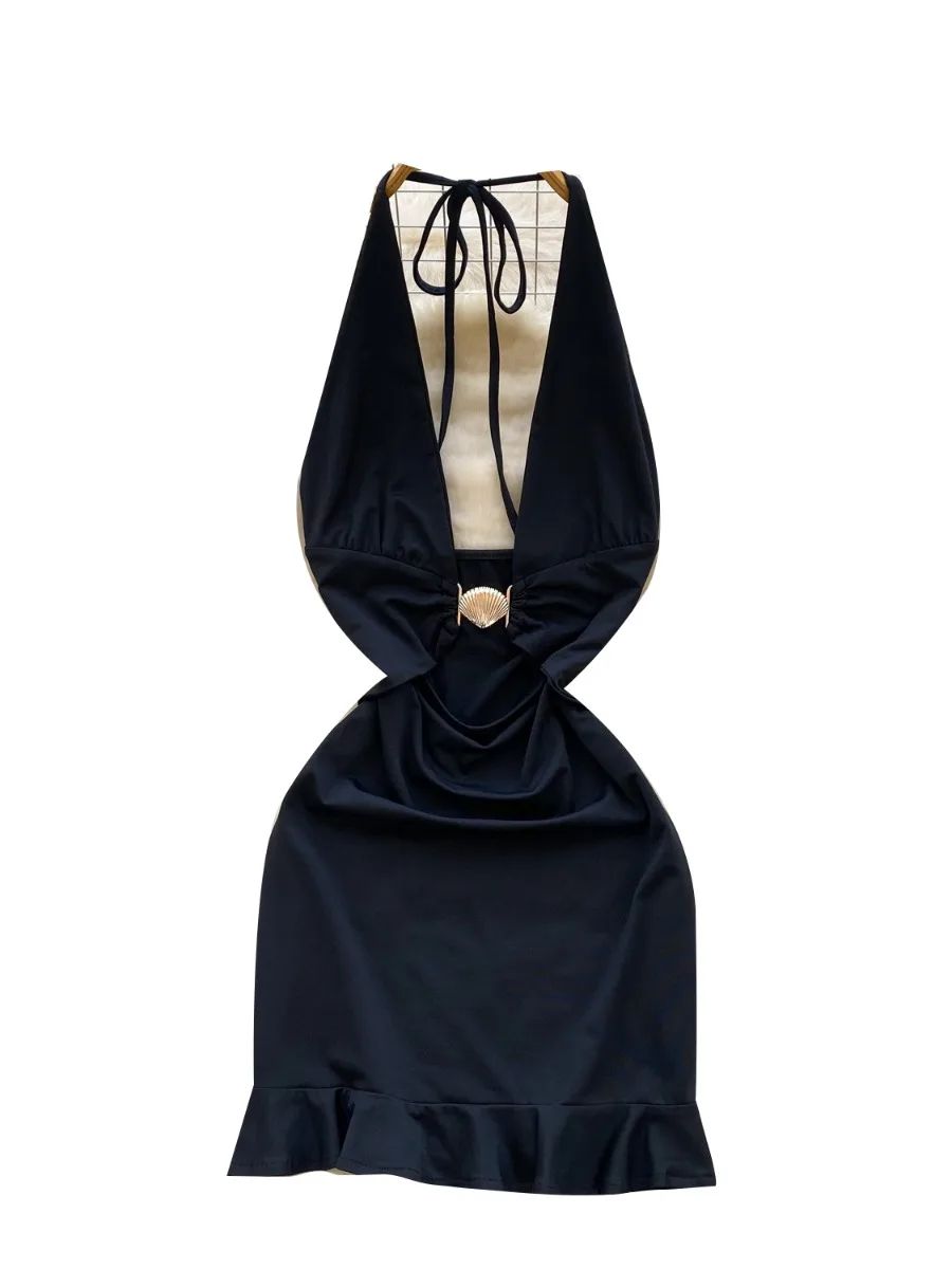 Foamlina verão fino ajuste bodycon pequeno vestido preto puro desejo sexy impressionante oco para fora fivela de metal halter cinta vestido