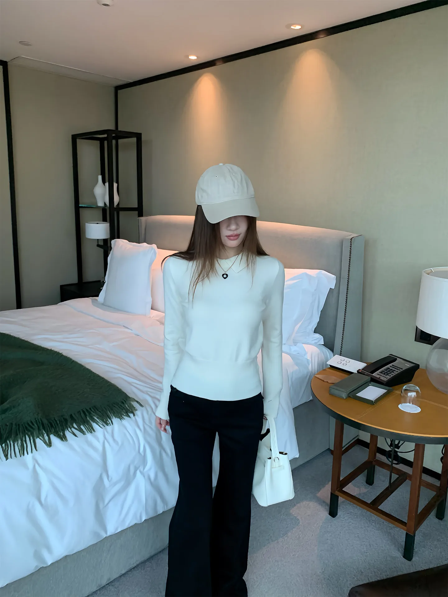 

Женский вязаный свитер с воротником, приталенный, с регулируемой талией, стандартной шириной плеч, длинными рукавами, однотонный, весенний