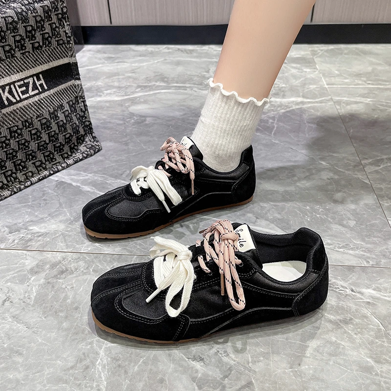 Women\'s Casual Sports Shoes Fall New Round Head Suede Splicing Front Lace-up Comfortable Flat Shoes