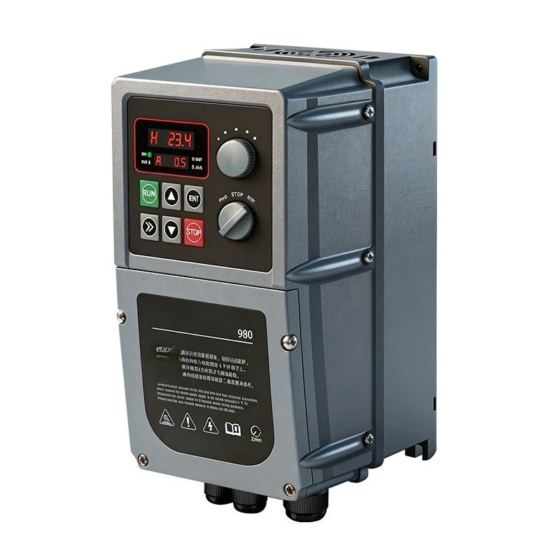 Dustproof and waterproof inverter Three-phase 380V 1.5/2. 2/4/5 5/7.5 kw High protection fully sealed inverter380-440（V）