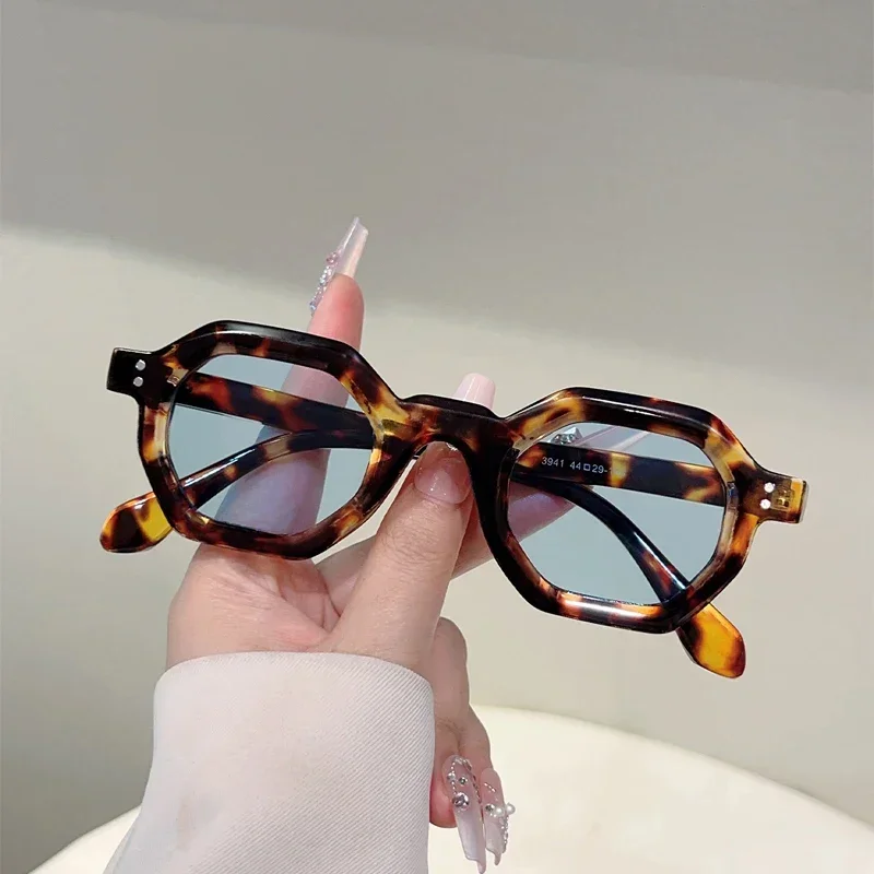 KAMMPT Polygon-Sonnenbrille, 2025, neue Mode, Bonbonfarben, Rand, Outdoor-Sonnenbrille, Damen, trendiges Markendesign, lässige Dekor-Sonnenbrille – Detail 10