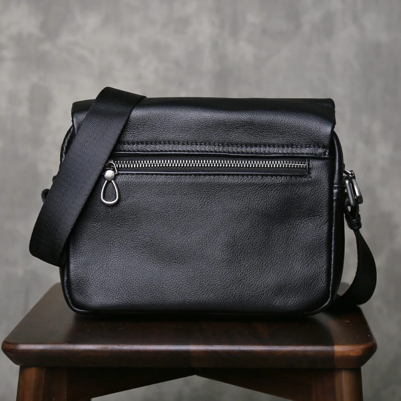 100% Genuine Leather Men Shoulder Bag Natural Cowhide Messenger Bag Large Capacity Business Solid Color Backpack for 8-inch Ipad